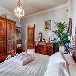 别墅 Spacious In With Private Pool 哥尔顿
