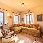 Spacious In With Private Pool 别墅 哥尔顿